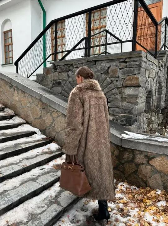 Meloria – LuxeFur Winter Coat
