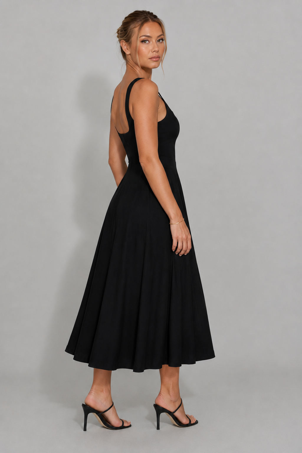 Virella – SoftCurve Maxi Dress