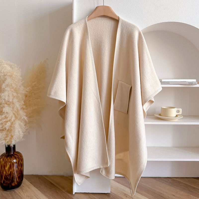 Aveline – Classic Comfort Cape