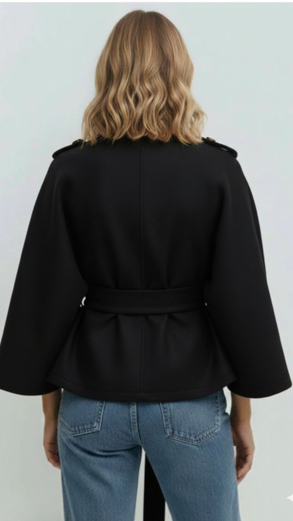Elowen – Luxe Wool Cape